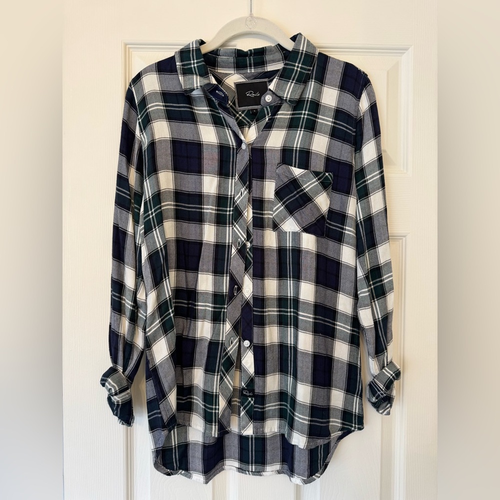 Rails button down